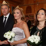 In family.  Gabriela Firea brought her godmother as secretary general to the Ministry of the Family