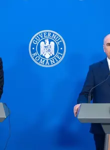 Bolojan l-a întrebat pe comisarul european Dombrovskis în discuția de la Guvern dacă poate amâna jalonul privind pensiile magistraților, dar a fost refuzat - Surse