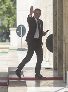 Imagini cu miniștrii PSD care și-au dat demisiile din Guvern. PSD: „Suntem pregătiți să participăm la formarea unui nou guvern pro-european”