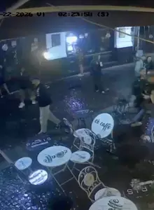 Cum a început bătaia din Centrul Vechi din București între români și ucrainenii veniți pentru concertul lui Max Korzh. Patru indivizi au fost reținuți | VIDEO