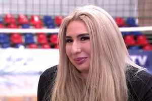 Nu o mai recunoști! Fiica Anamariei Prodan a slăbit spectaculos și arată complet diferit. Schimbarea este uriașă și i-a lăsat pe toți fără cuvinte! Ce...