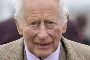 Dieta regelui, la 77 de ani! Regele Charles se luptă cu un cancer complicat, iar ceea ce mănâncă e foarte important! Iată meniul de la prima masă, pân...