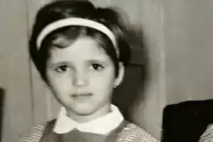 „Eu nu pot s-o numesc mamă, doar femeie... Mă bătea pe coloană, să mor mai repede”. Dezvăluiri tulburătoare făcută de o celebră artistă din România