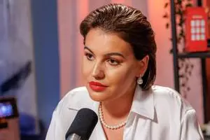 Probleme în paradis? Romina Gingașu a șters pozele cu Pierro Ferrari și a păstrat doar două fotografii pe Instagram