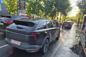 Noua Dacia Striker, surprinsă în premieră pe străzile din București » Reacțiile sunt împărțite