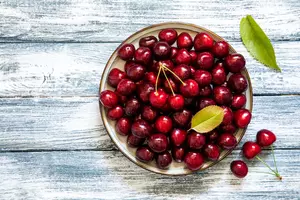 Cireșe – beneficii și proprietăți. Rețete culinare cu cireșe