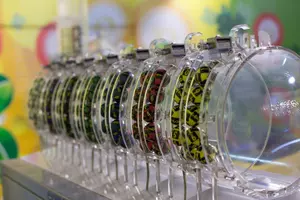 Tragerile Loto 6/49 din 26 aprilie 2026. Report de peste 3,54 milioane de euro la categoria I