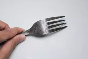 De ce tacâmurile de inox prind puncte de rugină în mașina de spălat vase