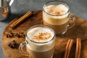 De ce e bine să pui scorţişoară în cafea? Ce efect are