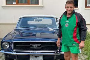 Incredibil! La 61 de ani, patronul clubului s-a trecut pe foaie și va juca diseară în Cupa României Betano! Antrenorul confirmă: „Îl bag pe final, mer...