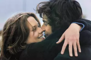 Tragedie de nedescris!  CONFIRMAT acum! Uriașul actor, adorat de români, ȘI-A LUAT ȘI EL VIAȚA! Cauza este una din cele mai groaznice din lume! Ce SEC...