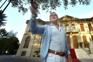 Gigi Becali gave up the famous palace.  Who are the new owners of the building in Aleea Alexandru