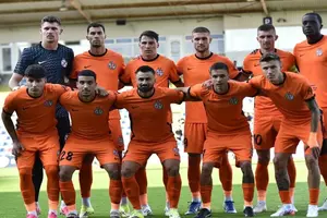 Fabulos! FCSB, într-un top select la nivel european. Interul lui Cristi Chivu e pe podium!