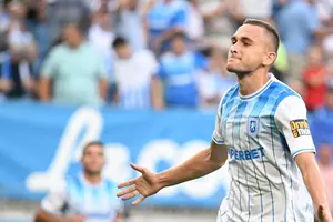 Universitatea Craiova, 1,6 milioane de euro pe masă din Bundesliga pentru Oleksandr Romanchuk
