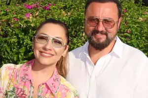 Andra și Cătălin Măruță își reînnoiesc jurămintele după 18 ani! Decizia luată la majoratul căsniciei: «Trebuie sărbătorit...» [FOTO]