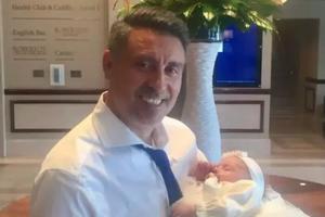 „Familia pe primul plan." Alexandru Sautner de la „Chefi la cuțite" are 3 copii din 2 căsnicii. Cum arată moștenitorii chefului