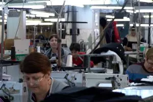 CALCUL: Cu cât scad salariile românilor dacă impozitul pe venit va ajunge la 14%