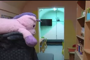 EXCLUSIV Reportaj în Ucraina: Copiii ucraineni se ascund în adăposturi și când sunt la grădiniță