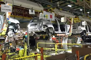 Renault mută aprovizionarea cu Duster pentru Africa de Sud de la Mioveni la Chennai. Primul lot de 750 de maşini a plecat din India