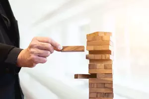 Guvernul și-a acoperit doar 52% din necesarul de finanțare, după 7 luni din an – Ministerul Finanțelor a împrumutat 138,5 mld. lei, până la final de i...