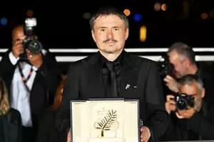 Cu ce echipă din România ține Cristian Mungiu, proaspăt câștigător al marelui premiu Palme d'Or: „Dintotdeauna! Eu am jucat fotbal ca libero”