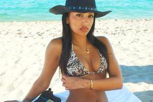 S-a despărțit de fostul internațional și acum participă în noul sezon de la Insula Iubirii