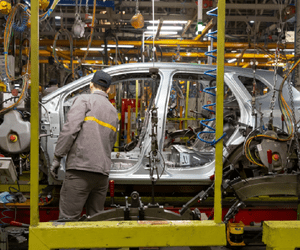 Peste 340.000 de joburi au dispărut din industria auto din 2019. De ce Germania pierde fabrici și cum este afectată România