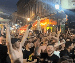 Concertul lui Max Korzh în București provoacă frenezie! Imagini incredibile: Centrul Vechi, plin de străini