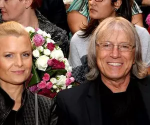 Mihai Constantinescu Cele Mai Noi Ètiri Libertatea