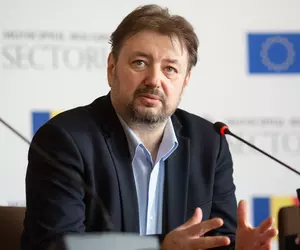 Scenariile ieşirii din criză după demisia miniștrilor PSD, în viziunea unui cunoscut analist politic