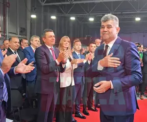 Marcel Ciolacu și-a anunțat demisia de la șefia PSD după 6 ani, în ședința de la Vila Lac. Cum au reacționat colegii și cine sunt favoriți la interimat
