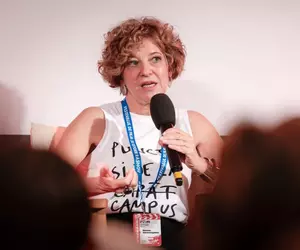 Cum se apără Oana Gheorghiu după ce Grindeanu i-a cerut lui Bolojan să nu fie numită vicepremier din cauza postărilor anti-Trump