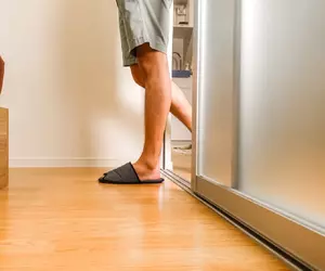 De ce scârţâie parchetul şi cum scapi de zgomot