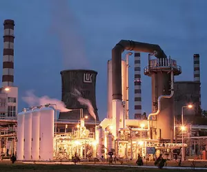 Activele rusești ale Lukoil ar trebui să intre în proprietatea României, cred experții