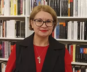 Reușită importantă pentru o autoare din România. Cartea ei a fost tradusă în spaniolă și sârbă și urmează să apară și în Macedonia