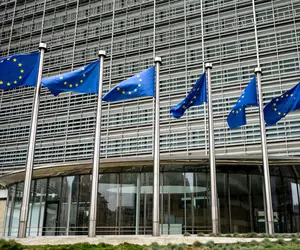 2,62 miliarde de euro pentru România: Comisia Europeană a aprobat tranșa PNRR. Ce urmează pentru marile proiecte