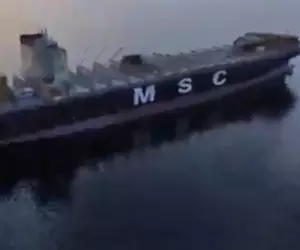 Momentul în care Iranul îl sfidează pe Trump și capturează o navă uriașă în Strâmtoarea Ormuz: „Îl voi termina militar” | VIDEO