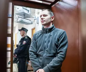 Kremlinul elimină ultimul partid de opoziție legal în Rusia. „Motivul: se apropie alegerile”. Iabloko își alesese sloganul „pace și libertate”