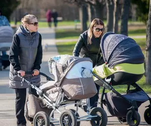 Numărul nașterilor din Rusia a ajuns la cel mai scăzut nivel din ultimii 200 de ani, în pofida presiunilor făcute de Vladimir Putin asupra femeilor