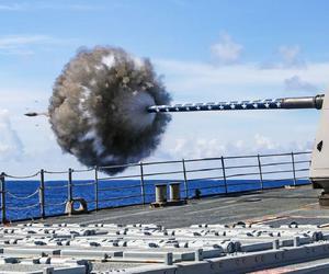 Marina SUA a folosit din nou tunul de punte în luptă, pentru prima dată după aproape 40 de ani