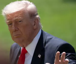 Congresul SUA îi interzice lui Donald Trump să mai atace Iranul și aprobă un împrumut de peste 8 miliarde de dolari pentru Ucraina