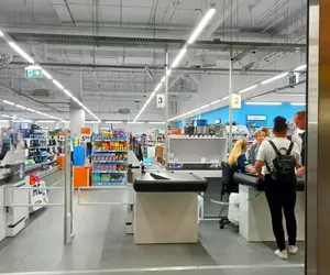 Lanțul Action, care vinde 1.500 de produse cu 5 lei, deschide un magazin de 793 de metri pătrați în Aurora Retail Park din Bacău