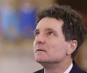 Ce e totuși în capul președintelui Dan? 