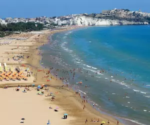 Mâncarea de acasă, interzisă pe anumite plaje din sudul Italiei. Turiștii sunt revoltați: „Nu pot cheltui încă 50 de euro pe prânz în fiecare zi”
