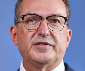 Cine este ucraineanul arestat în România care ar fi ascuns pistoale lângă Berlin: ar fi pregătit sabotaje în țări NATO, la comanda Rusiei. Ancheta Der Spiegel dezvăluie întreaga misiune