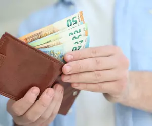 Elveția are nevoie de peste 20.000 de muncitori în domeniul construcțiilor. Salariile pot ajunge la 8.900 de euro pe lună