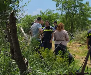Un bărbat dispărut din aprilie a fost găsit îngropat în curtea casei sale din Vârfu Câmpului, în Botoșani