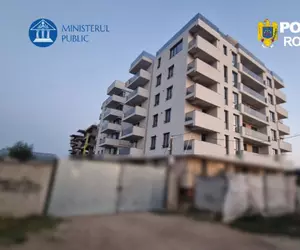 Apartamente vândute de mai multe ori într-un complex rezidențial fictiv din București. Schema prin care suspecții ajungeau cu banii cash
