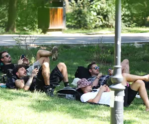 În căutarea weekendului prelungit etern