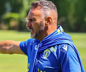 Momentele grele din viața și cariera lui Ricardo Sousa, antrenorul portughez de la Petrolul Ploiești. Coleg de cameră cu portarul german Robert Enke, care s-a aruncat în fața trenului, prima soție l-a acuzat de violență domestică